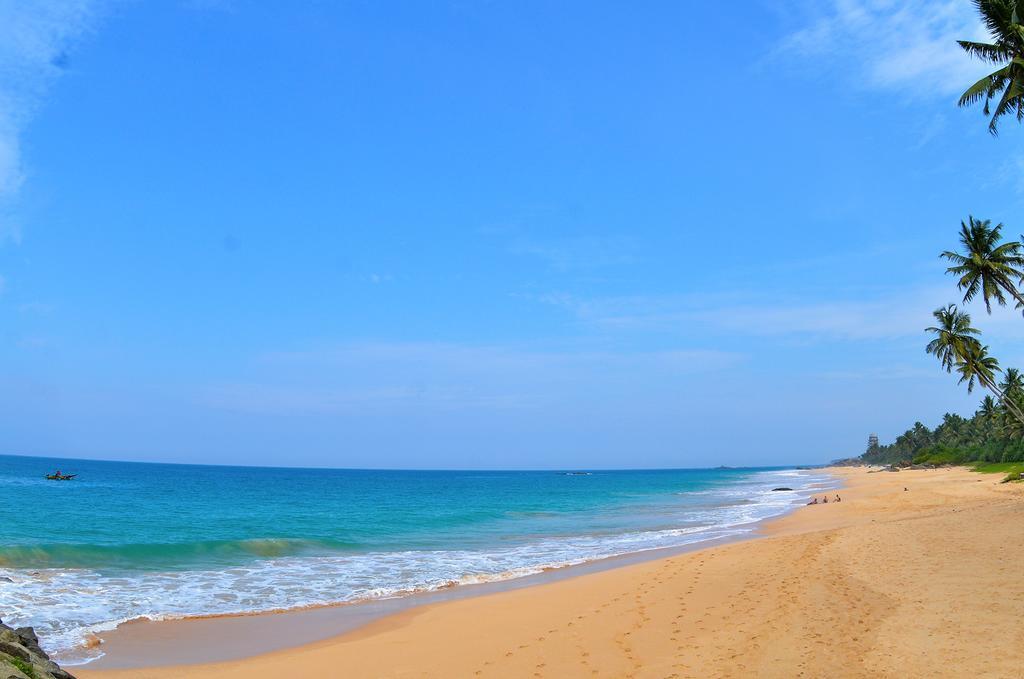 Rainbow Beach Hotel Hikkaduwa Exteriör bild